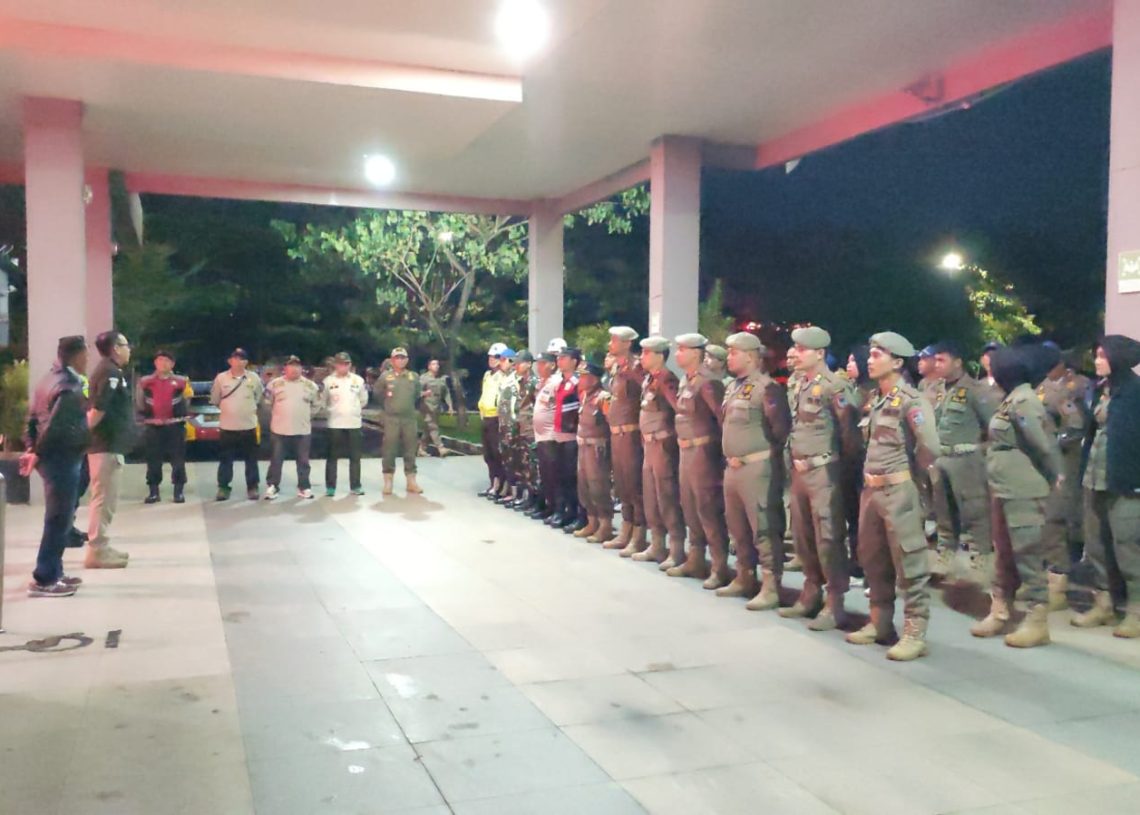 Tim Gabungan Laksanakan Cipta Kondisi di Payakumbuh, Kasatpol PP Harap Masyarakat Jaga Ketertiban Malam Hari