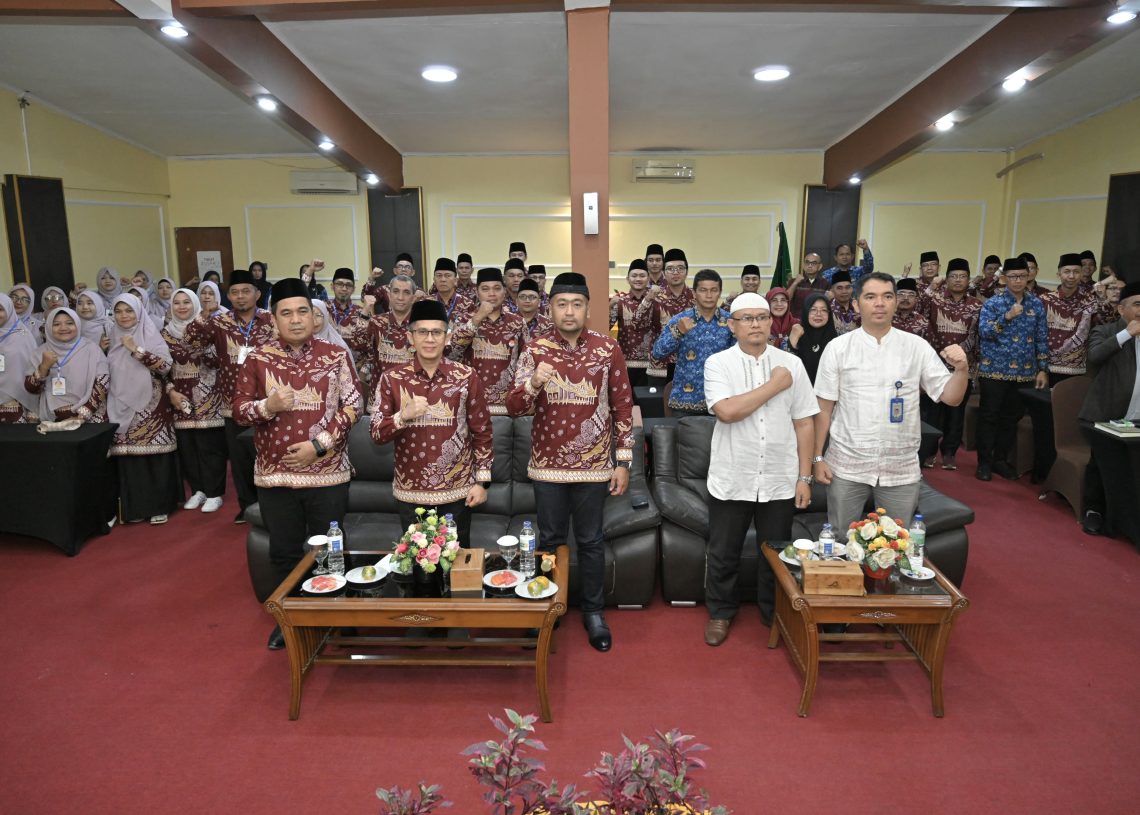 Plt Gubernur Sumbar Targetkan Masuk 3 Besar dalam MTQ ke-VII Korpri Nasional di Palangkaraya