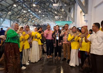 Pjs Bupati Pesisir Selatan Dampingi Guru Berprestasi dalam Temu Pendidik Nusantara 2024