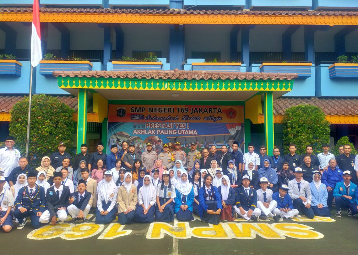 Deklarasi Bersama 63 Kepsek dan Ketua Osis, Polsek Kalideres Ajak Pelajar Wujudkan Sekolah Bebas Kekerasan