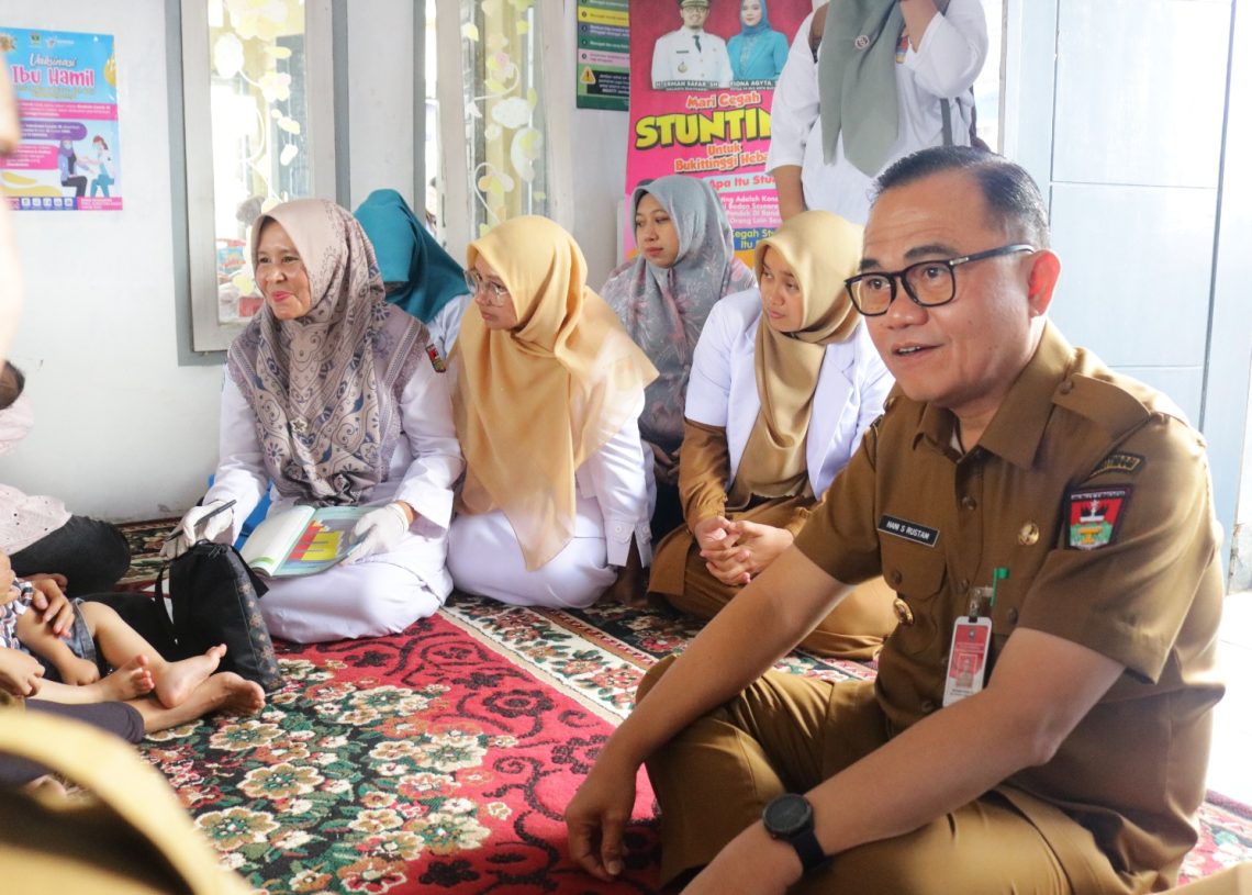 Pjs Wali Kota Bukittinggi Tinjau Pelaksanaan Program Layanan Dokter Keliling