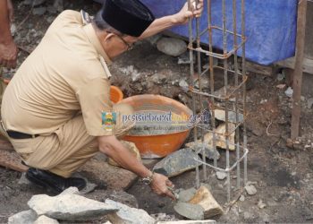 Letakkan Batu Pertama Pembangunan Masjid Al-Hikmah, Agus Istiqlal Harap Masjid Jadi Wadah Tolabul ‘Ilmi