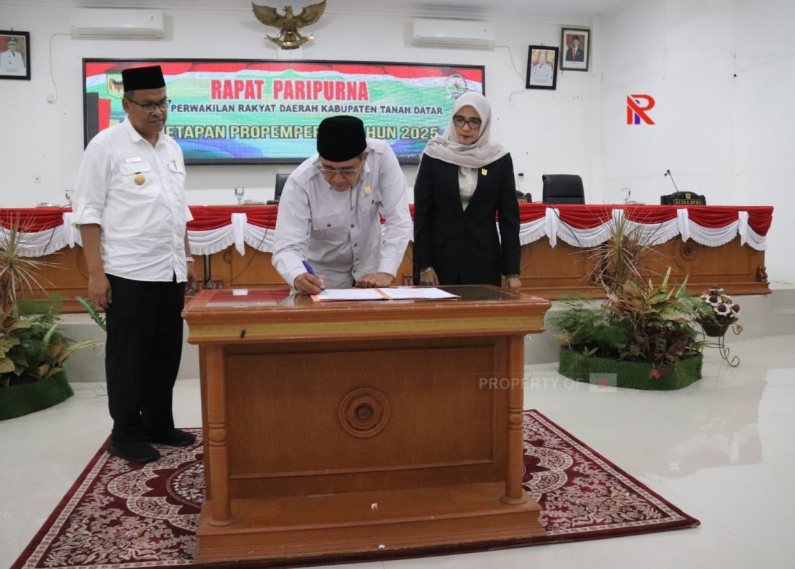 DPRD Tanah Datar Sepakati 9 Propemperda 2025, Fokus Pembangunan dan Kesejahteraan Masyarakat