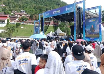 Ribuan Warga Sawahlunto Padati Kampanye Akbar Paslon Nomor 1 Riyanda-Jeffry
