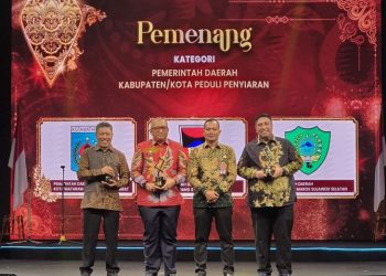 Hanya Diraih 2 Kota di Indonesia, Pemko Padang Raih KPI Award 2024