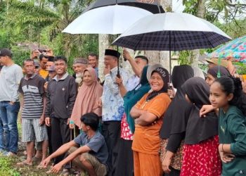 Buka ikan larangan , Bupati Sabar AS di Sambut Hangat Warga Koto Tangah
