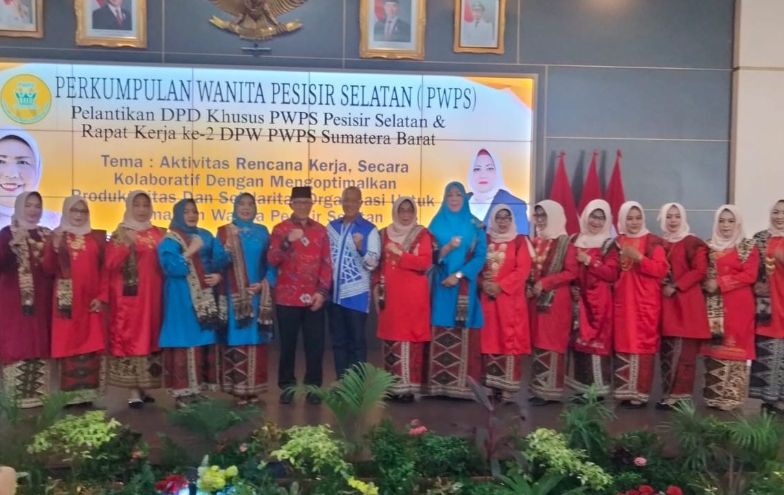 Pengurus Baru DPD PWPS Dilantik, Pj Sekda Sumbar Ingatkan Pentingnya Program Kerja yang Konstruktif