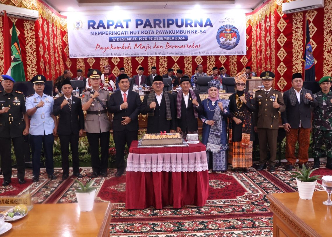 Dalam Rangka HUT ke-54 Kota Payakumbuh, Pj Walikota Hadiri Sidang Paripurna DPRD