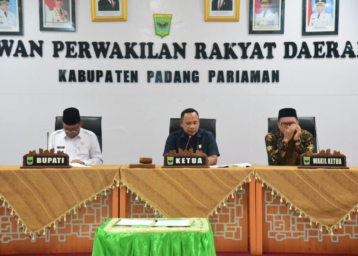 DPRD Padang Pariaman Gelar Paripurna Usulan Pemberhentian Bupati dan Wakil Bupati pada Pilkada 2020