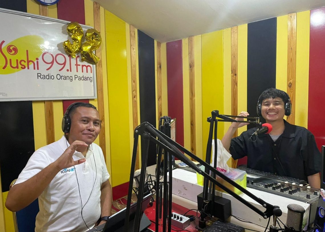 Biru Trisula: Talkshow Interaktif ICONNET Bersama Sushi FM, Perkenalkan Inovasi dan Layanan di Sumatera Barat