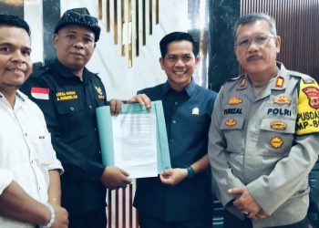 Gerakan Solidaritas Masyarakat Sarolangun Audiensi Bersama DPRD, Minta Sikapi 12 Tuntutan