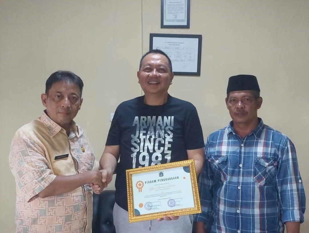 Mengenal Lebih Jauh Sosok Ketua RW 09 Kamal, Bekerja Secara Ikhlas hingga Dapat Penghargaan 