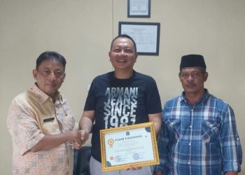 Mengenal Lebih Jauh Sosok Ketua RW 09 Kamal, Bekerja Secara Ikhlas hingga Dapat Penghargaan 