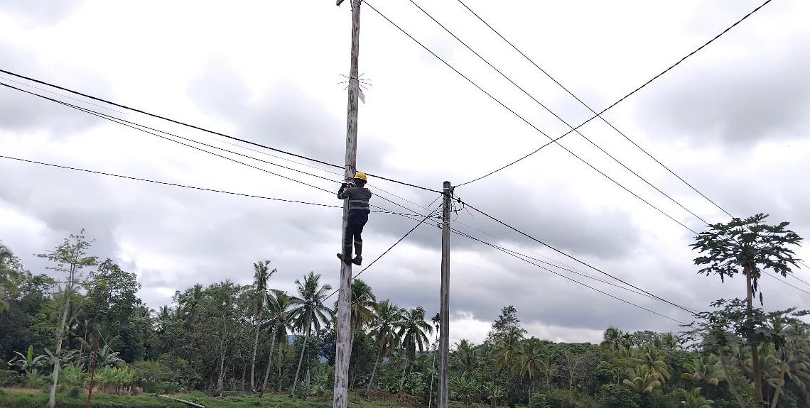 PLN Icon Plus Sumbagteng Fokus pada Pemeliharaan Jaringan untuk Jaga Kepuasan Pelanggan di Solok