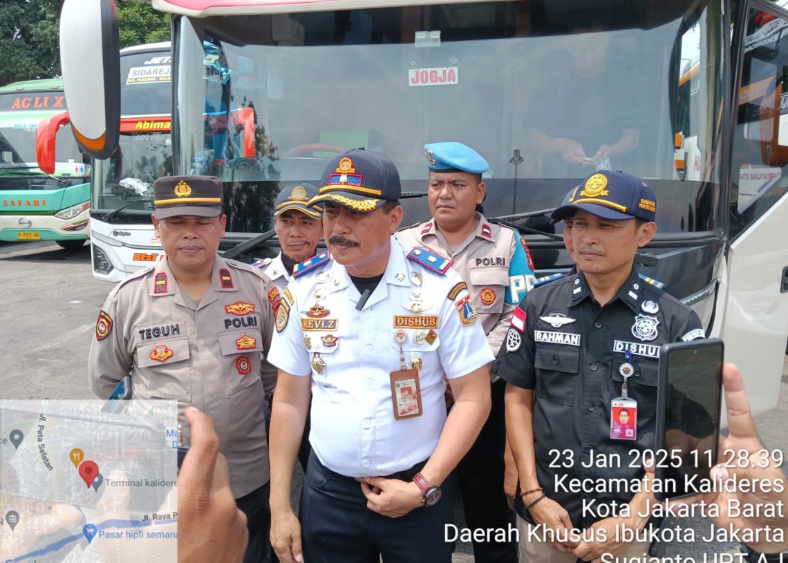 Libur Panjang, Cuti Bersama dan Perayaan Imlek 2025, Penumpang di Terminal Kalideres Meningkat Signifikan