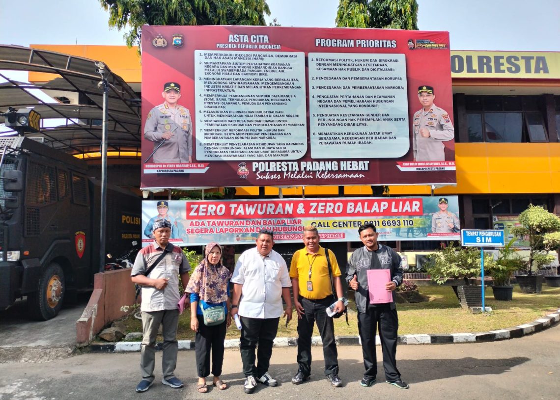 Tidak Terima Barangnya Dibawa Satpol PP, Pedagang Permindo Buat Laporan ke Polresta Padang