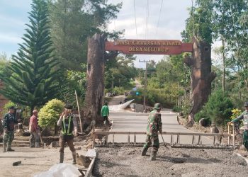 TMMD Bangun Jalan Rebat 675 Meter di Desa Nglurup