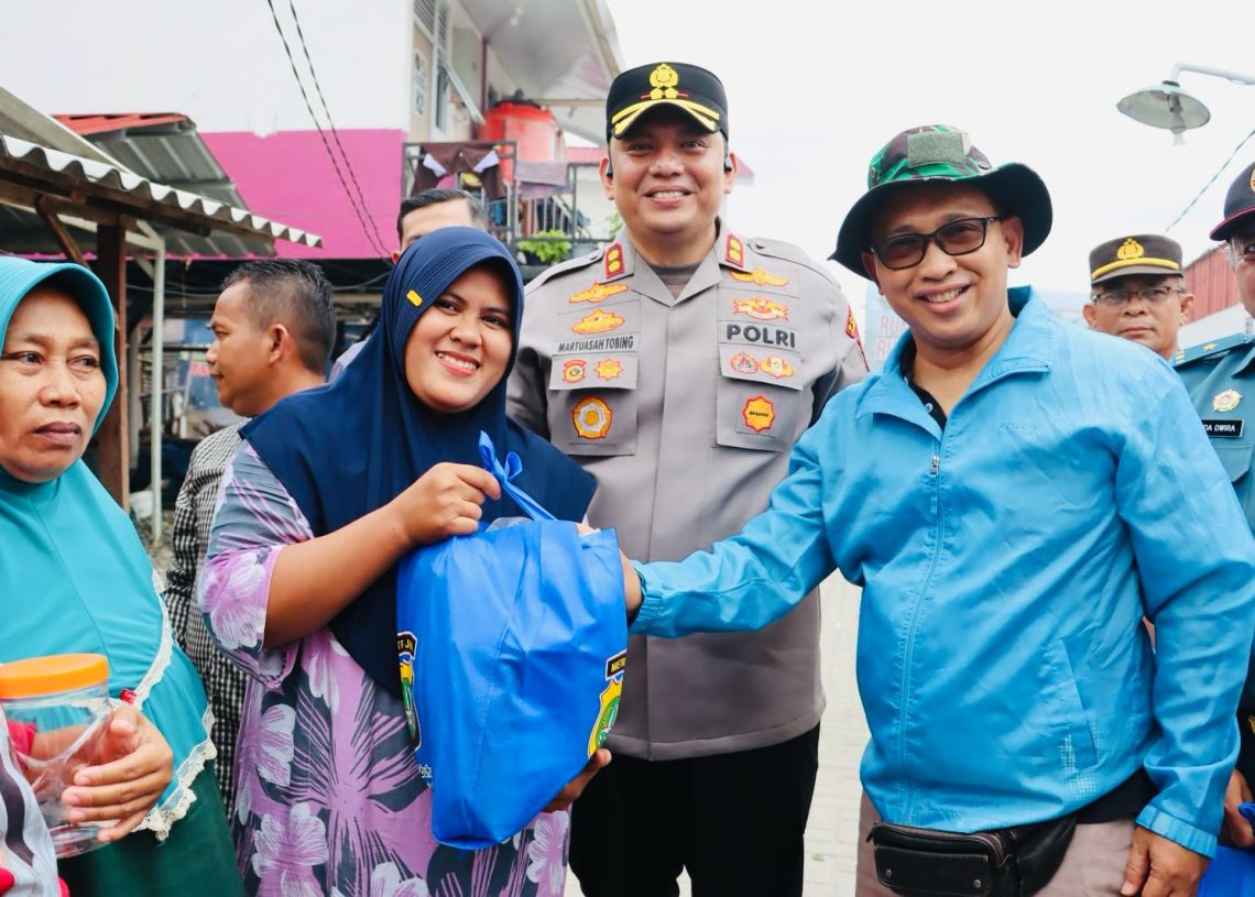 Kapolres Tanjung Priuk Laksanakan Jumat Curhat di Rumah Apung Muara Angke