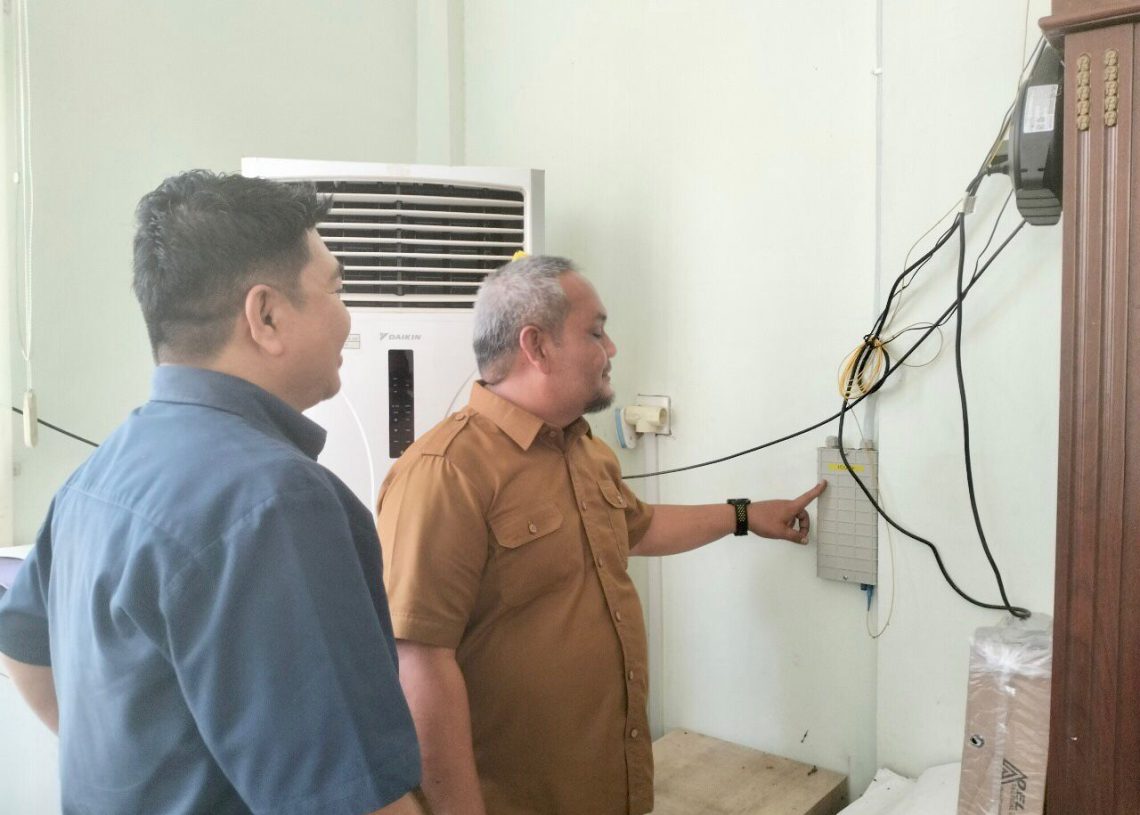 Dukung Konektivitas Optimal, PLN Icon Plus Kunjungi UPT Pengelolaan Air Minum Provinsi Riau
