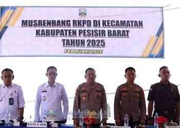 Asisten III Buka Musrenbang RKPD Tingkat Kecamatan Pesisir Tengah, Pulau Pisang dan Krui Selatan