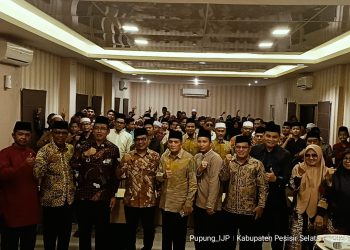 Wabup Risnaldi Resmi Buka Pelatihan Peserta MTQ ke-41 Tingkat Sumbar 2025