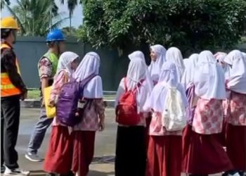 Siswa SDIT Adzkia 2 Padang Kunjungan Belajar Ke Perumda AM Kota Padang