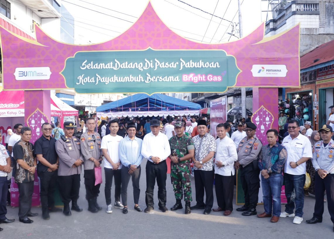 Sambut Bulan Suci Ramadhan, Wakil Wali Kota Payakumbuh Resmikan Pasar Pabukoan