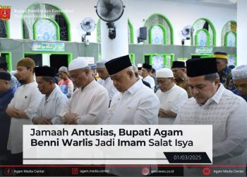 Mengawali Tugas, Bupati Benni Waris Pimpin Shalat dan Ceramah di Masjid Agung Nurul Falah Lubuak Basuang