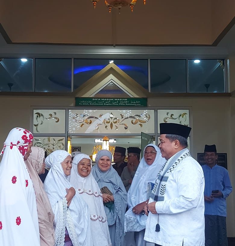 Fenomena Baru Kepemimpinan Benni-Iqbal, Masjid Jadi Penyampai Informasi dan Keluhan Warga Agam