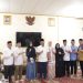Bersama Wagub Sumbar, Wako Payakumbuh Serahkan Bantuan Beasiswa untuk Keluarga Kurang Mampu
