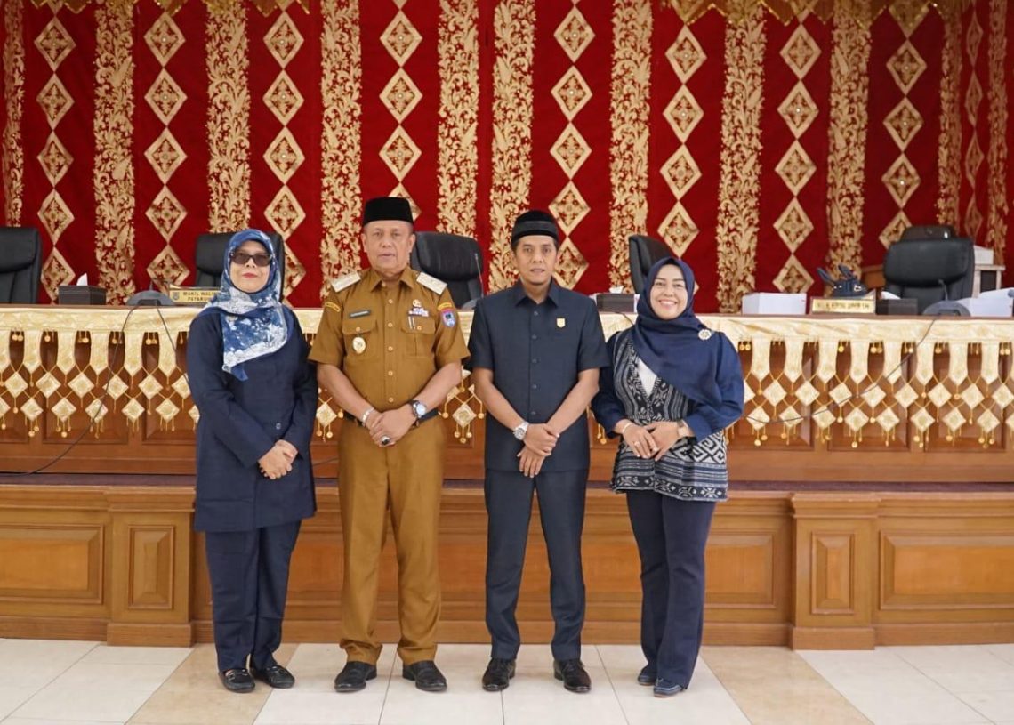 Wawako Elzadaswarman Sampaikan Nota LKPJ Walikota Payakumbuh Tahun 2024 dalam Rapat Paripurna DPRD