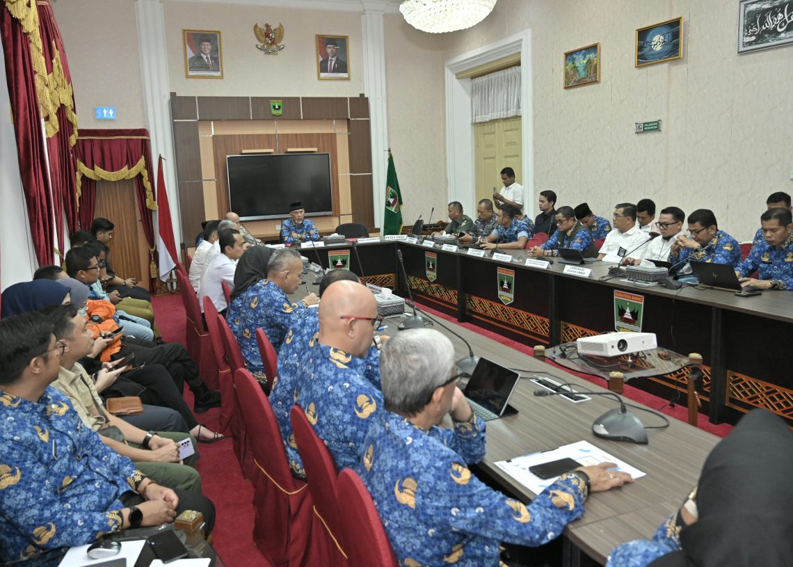 Sambut Lebaran, Gubernur Mahyeldi Minta Seluruh Masjid di Perlintasan Jalan Buka 24 Jam