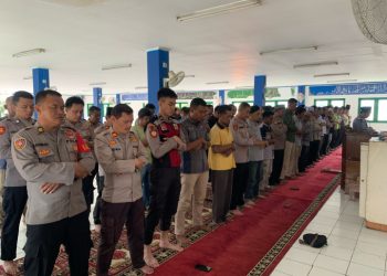 Polres Pelabuhan Tanjung Priok Gelar Shalat Ghaib untuk Anggota Polri yang Gugur di Lampung