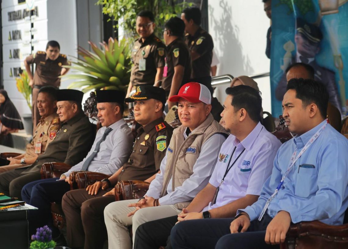 Gelar Bazar Murah, Kejari Lambar Dapat Apresiasi dari Pemkab