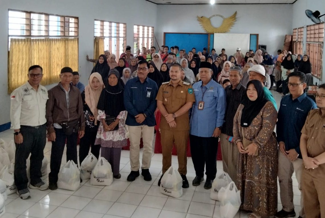 Sambut Idul Fitri 1446 H dan HUT ke 44, PT Bukit Asam Salurkan 600 Paket Sembako di Sawahlunto