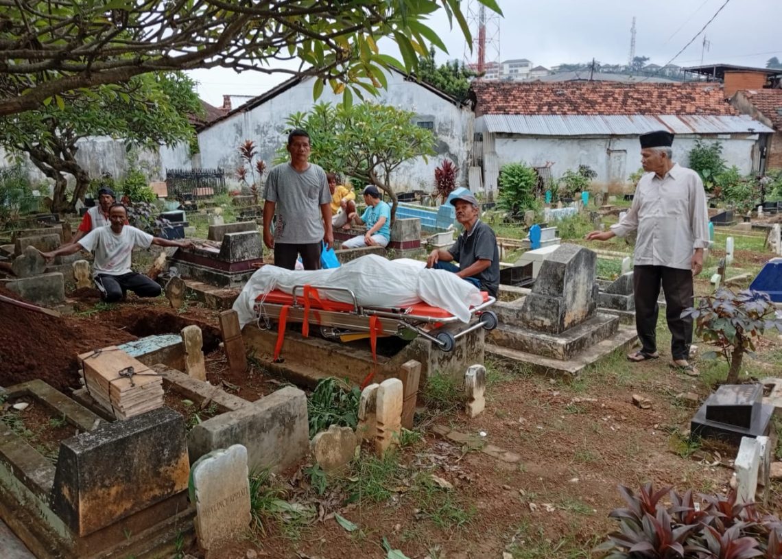 Tak Punya Keluarga, KBSTM Lampung Bantu Pemakaman Perantau Minang yang Wafat di Rumah Sakit