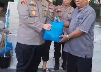 Bakti Religi untuk Sesama Bakti Sosial kepada Pengurus Masjid 