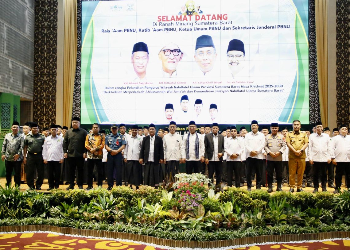 Prof. H. Ganefri, Ph.D Kembali Dilantik sebagai Ketua PWNU Sumbar 2025–2030