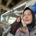 Tangis Haru Ibu Marlina, Satlantas Jakbar Belikan Tiket Pulang Usai Kehilangan Dompet