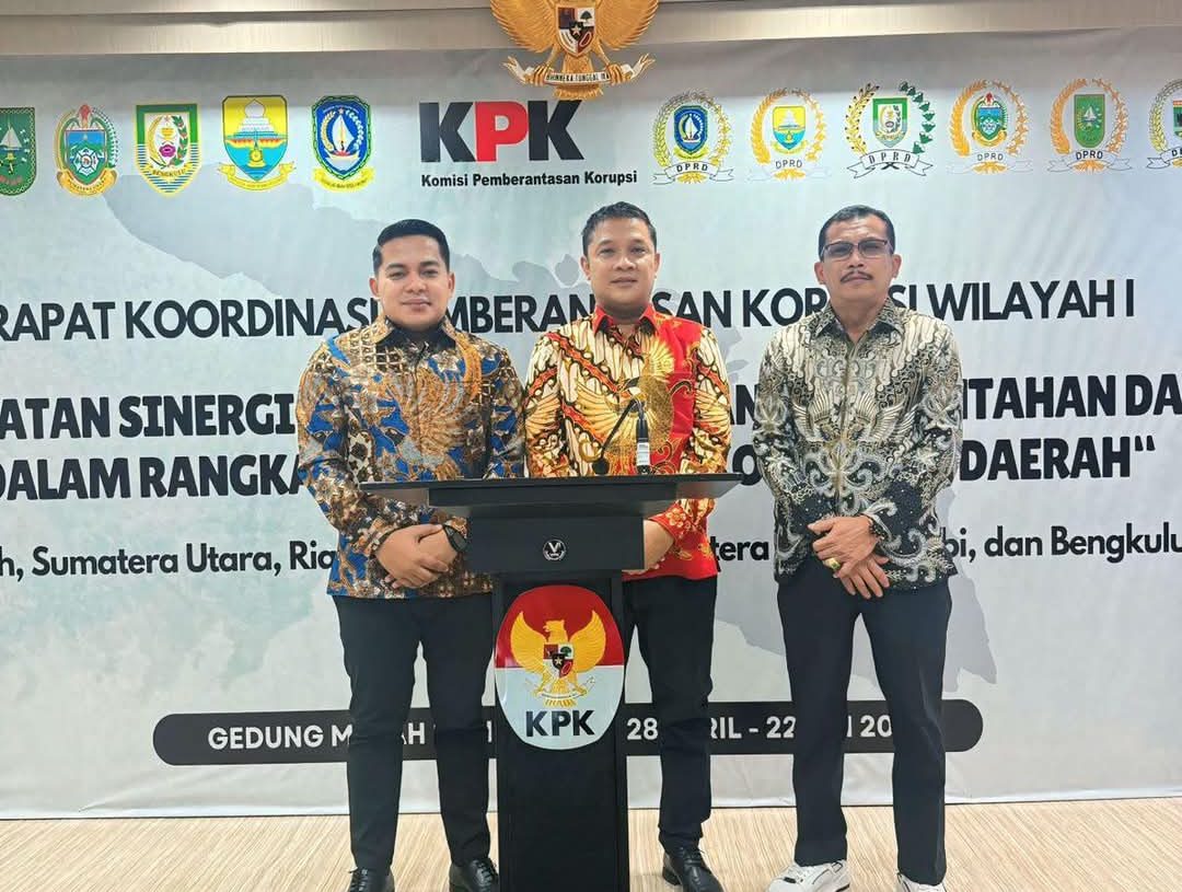 Pimpinan DPRD Kabupaten Dharmasraya Hadiri Rakor Bersama KPK RI