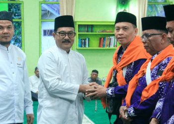 Sekda Teguh Supriyanto Lepas Keberangkatan JCH Pasaman