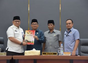 DPRD Kota Padang Gelar Rapat Paripurna Tutup Masa Sidang II dan Buka Masa Sidang III Tahun 2025