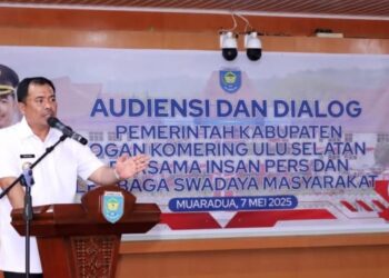 Bupati Abusama Audiensi dan Dialog dengan Wartawan dan LSM, Ajak Bersinergi Bangun Daerah
