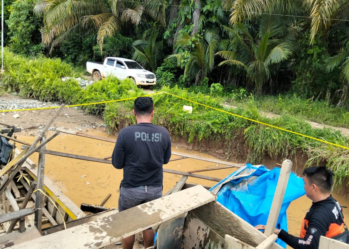Tindak Aktivitas Tambang Emas Ilegal di Sangir, Polres Solok Selatan Temukan Satu Unit Kapal