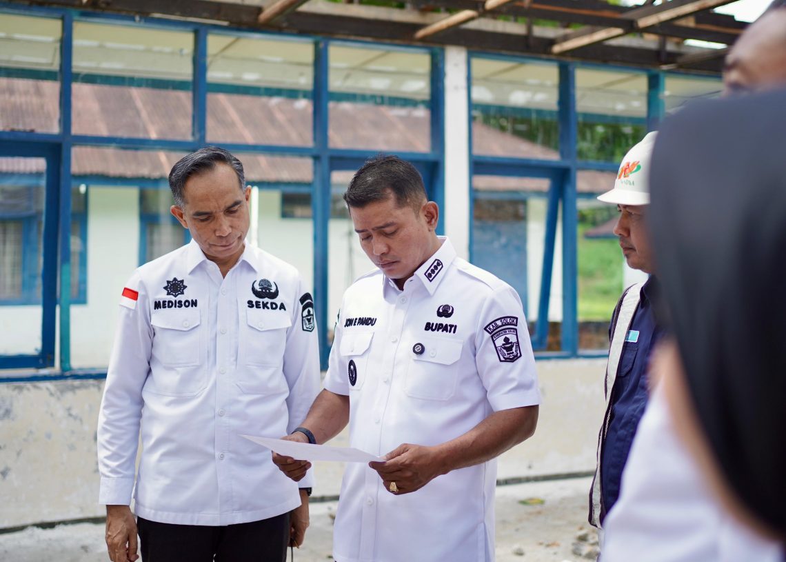 Bupati Jon Pandu Tinjau Progres Revitalisasi Pembangunan Sekolah Rakyat