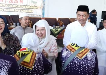 Bupati Abusama Lepas Keberangkatan 100 Jamaah Calon Haji Asal Kabupaten OKU Selatan