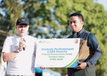 Tunaikan Janji Kampanye, Wako Ramadhani dan Wawako Suryadi Fasilitasi Pekerja Rentan dengan BPJS Ketenagakerjaan