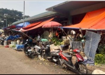 Sejumlah Pedagang di Pasar Kramat Jati Keluhkan Pungli Berkedok Ormas