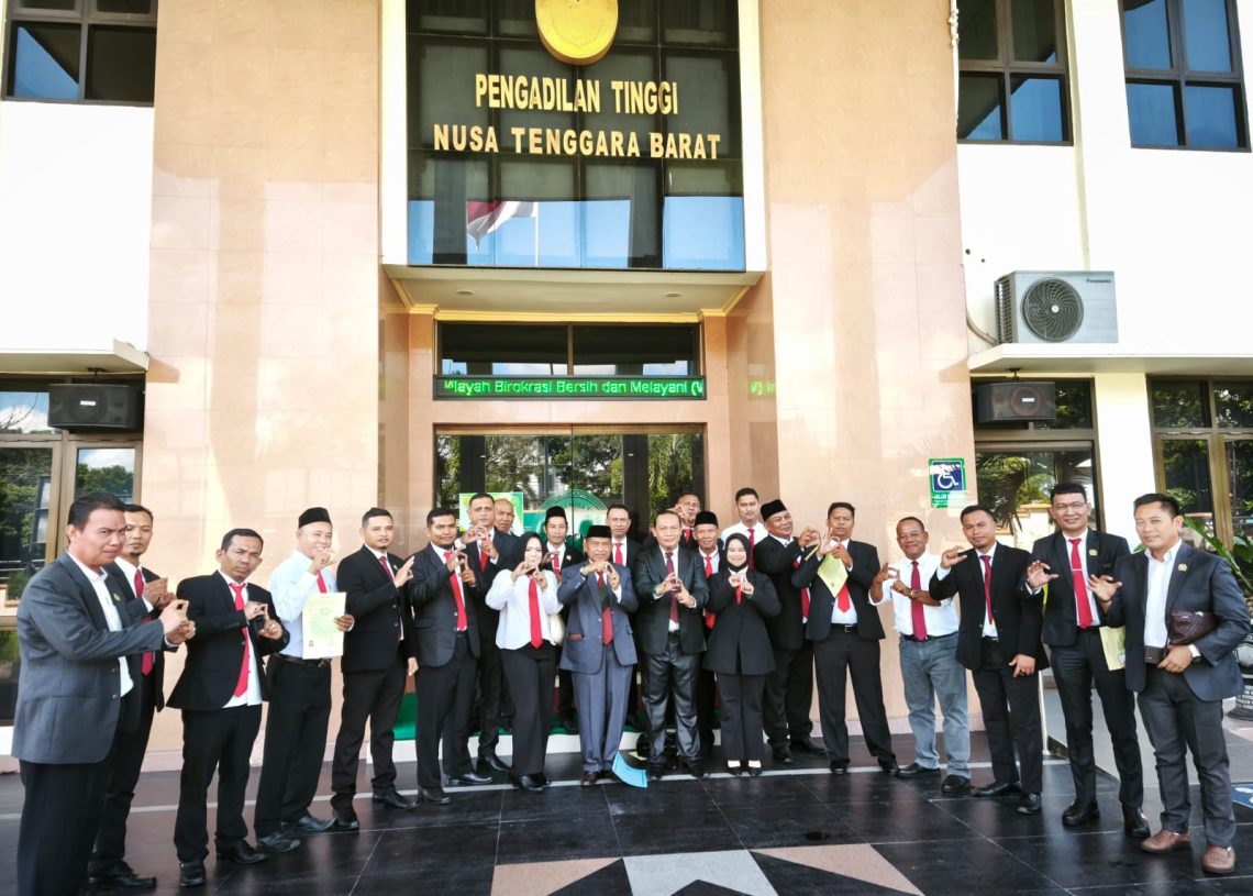 Advokat Persadin Angkatan XV Diambil Sumpahnya di Pengadilan Tinggi NTB