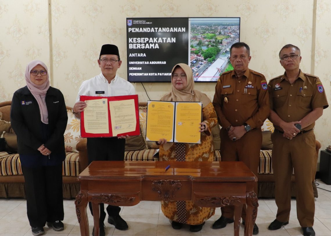 Pemko Payakumbuh Tandatangani Nota Kesepahaman Kerja Sama dengan Universitas Abdurrab Riau